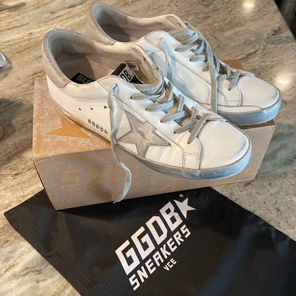 Golden Goose Superstar - Size 9